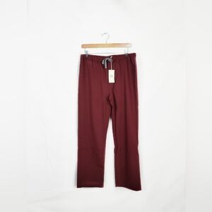 Women's NWT Mediun Figs Scrub Pants
